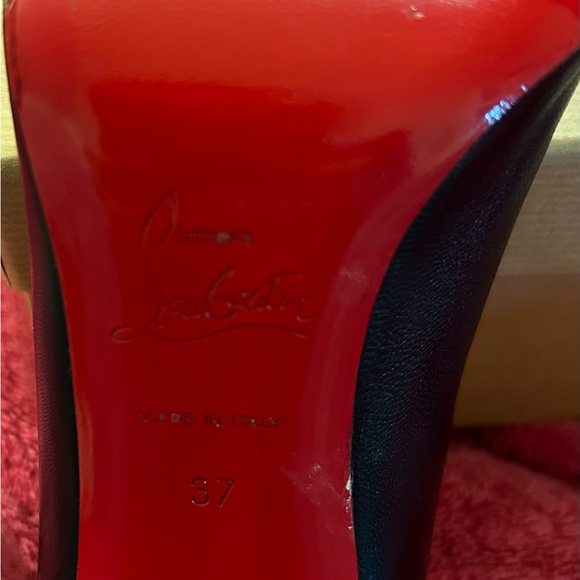 Black leather Christian Louboutin 4” heels. - Picture 8 of 11